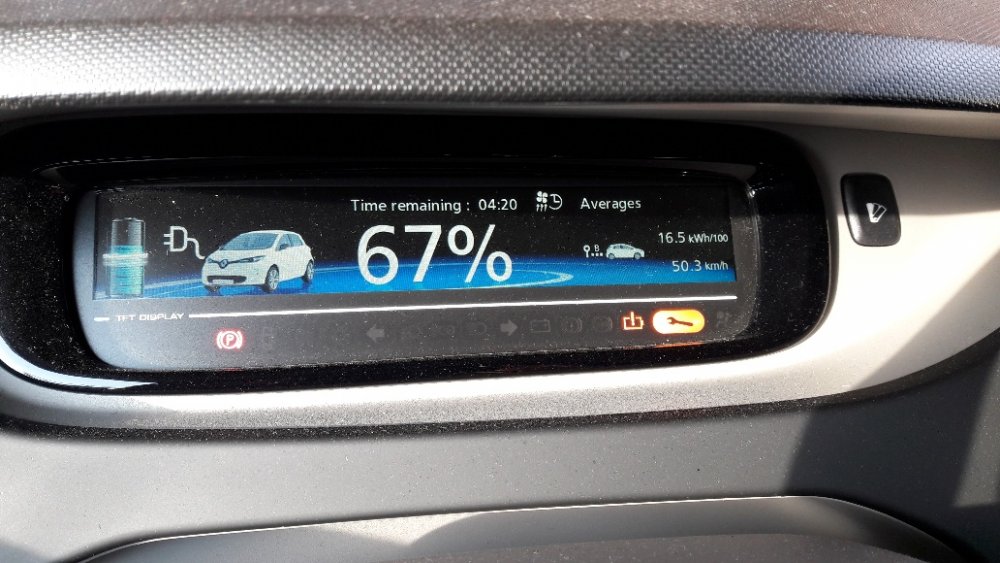 renault-zoe-batterie-tiefe-temp-anzeige.thumb.jpg.bd1a3bbb381722055f9b481152b21dba.jpg