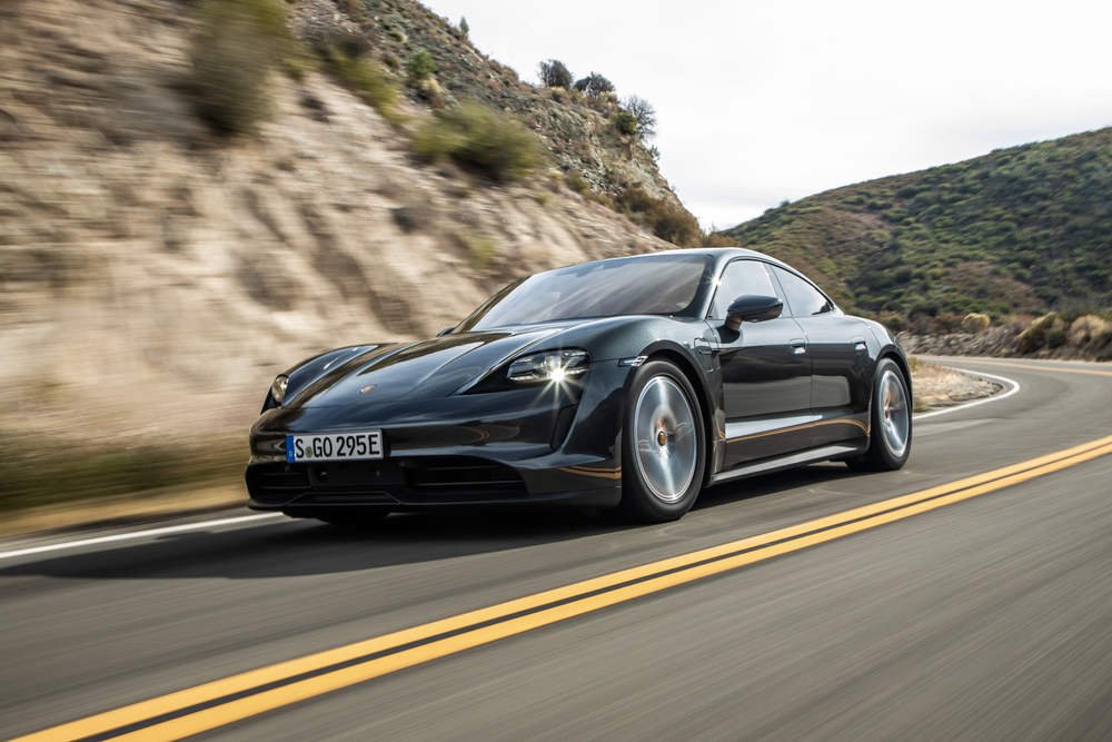 porsche-taycan-reduced-1000x667.jpg