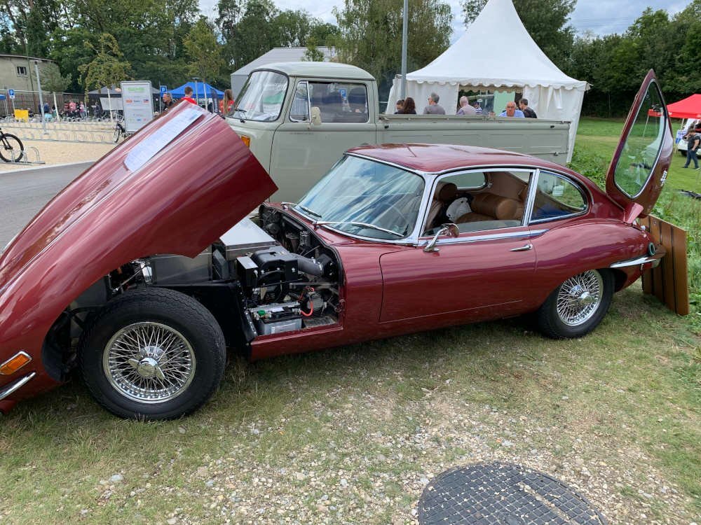 Jaguar-E-Type-Elektro-Umbau-2021-1000x750.jpeg