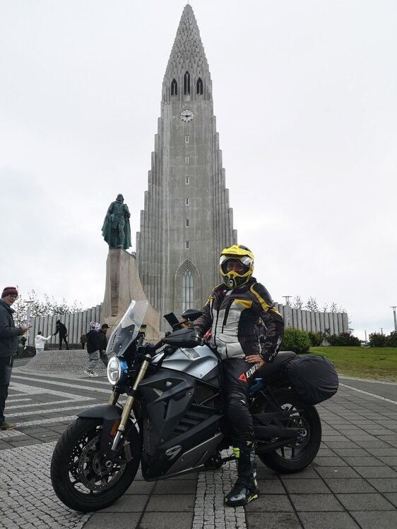ACDC BIKE @ HALLGRIMSKIRKJA REYKJAVIK - ©HEIBERGER.WORK.jpg